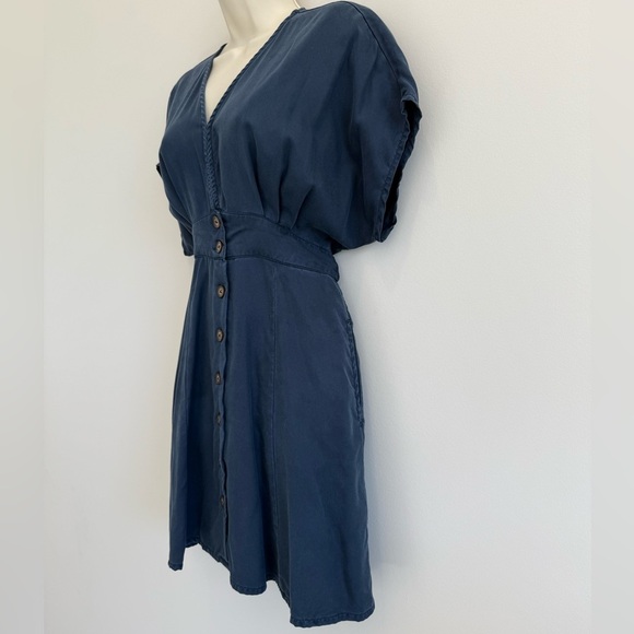 Quince Navy Blue Button-Down Dress - Picture 3 of 7